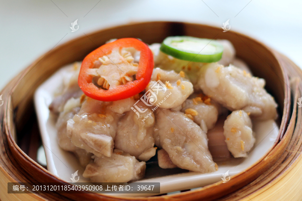 金蒜排骨