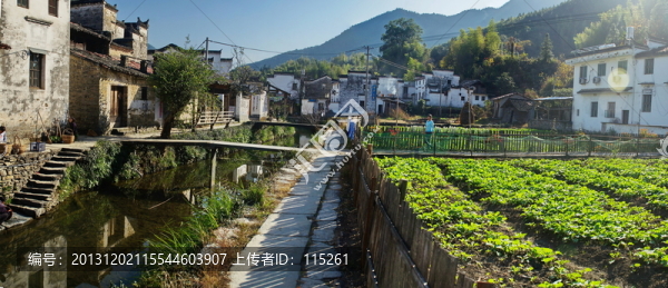 原生態(tài)小河