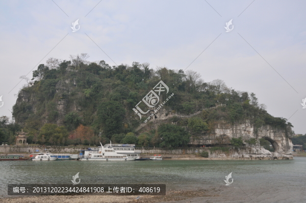 漓江水山