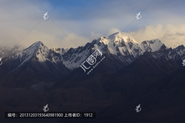 雪山