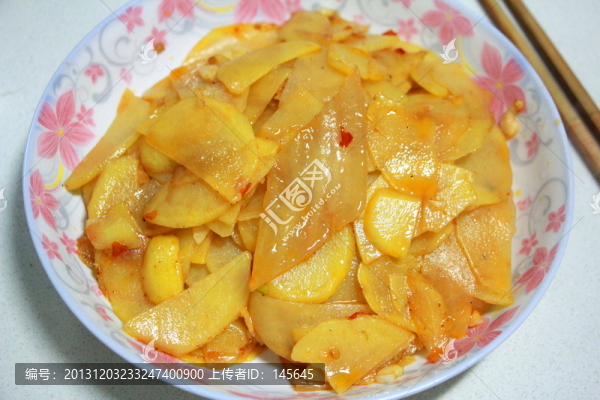 辣白菜土豆片
