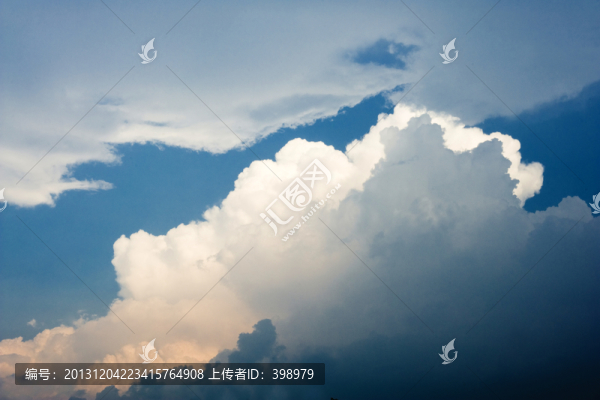 藍(lán)天白云