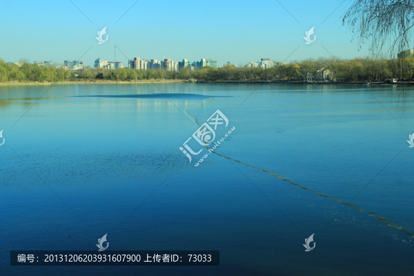 湖水,湖邊,水岸,水面,湖面