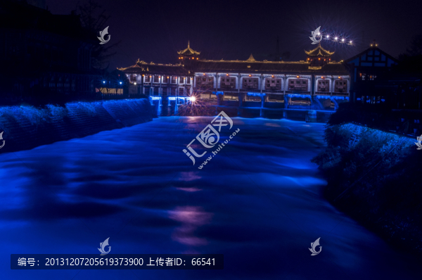 夜景河流