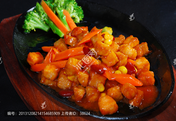 鐵板牛肉粒