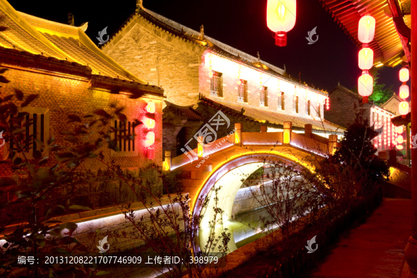 臺兒莊古城夜景