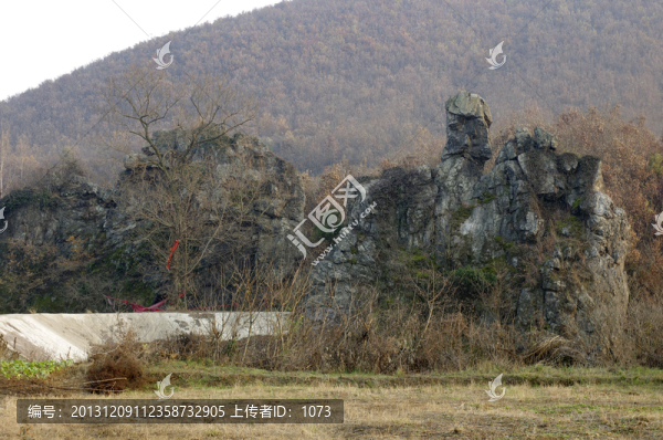 雙石山,陰石陽(yáng)石