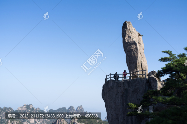 黃山飛來石