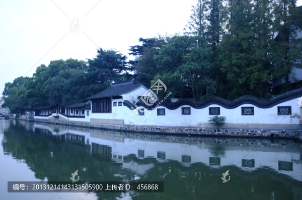 曲水園