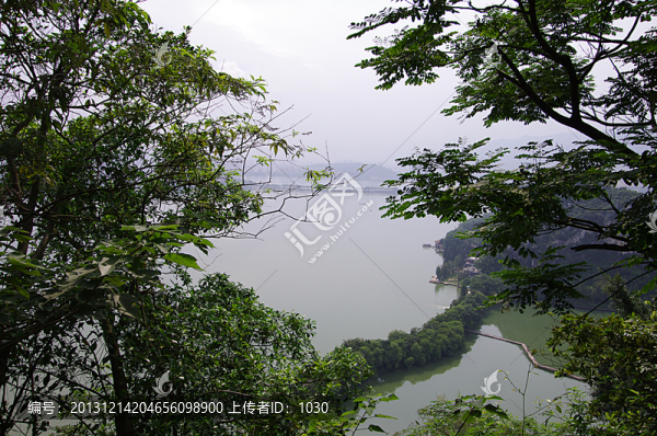 湖景