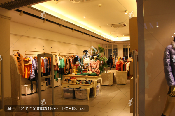 商場(chǎng)裝飾