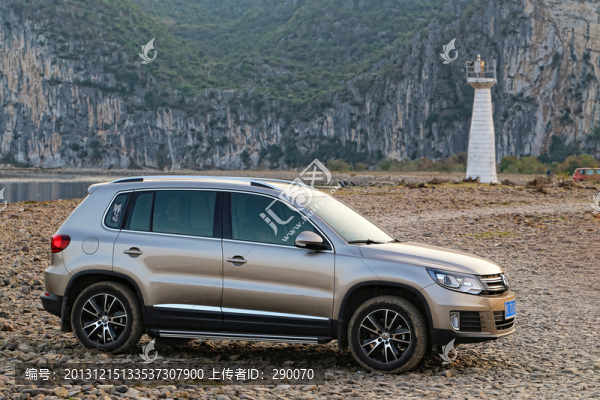 戶外自駕游,旅行汽車