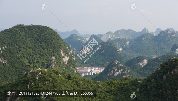 山中樓