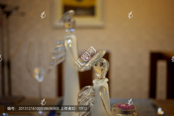 餐桌擺設(shè)