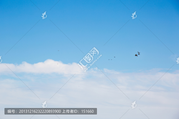 藍(lán)天白云