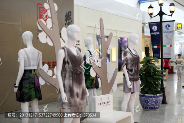 時尚購物,櫥窗,服飾,品質生活