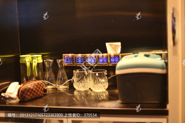 高腳杯,酒杯,時(shí)尚餐飲,玻璃杯