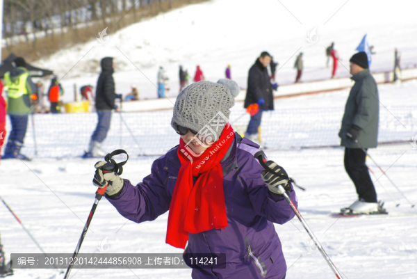 滑雪的女人