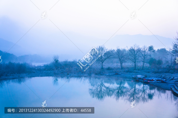 湖泊