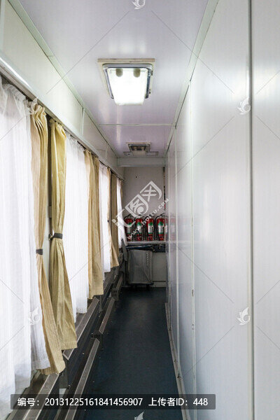 餐車通道