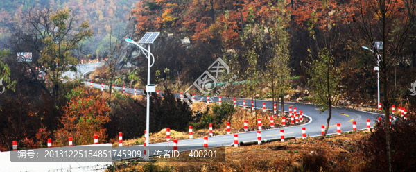 秋季的盤山公路