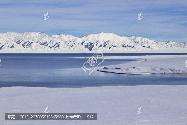 賽里木湖