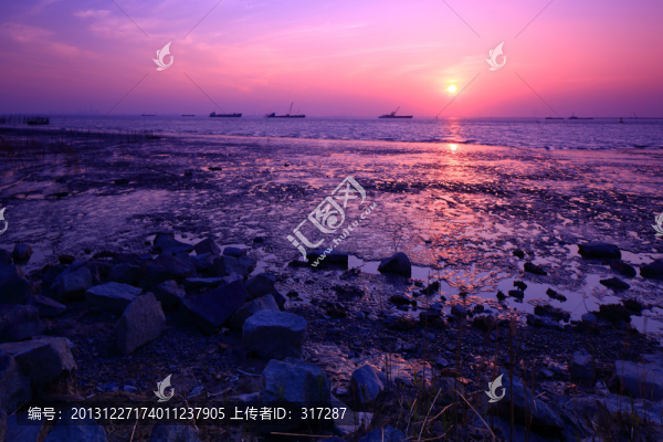 江灘日落