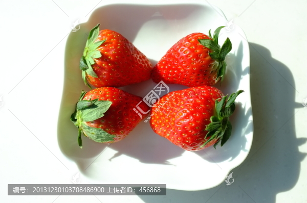 草莓