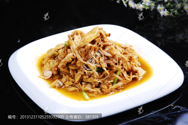 黃花菜炒雞蛋