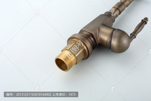仿古龍頭