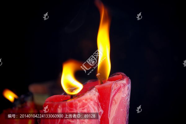 燃燒的紅燭