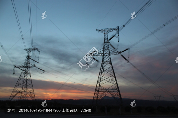 輸電塔