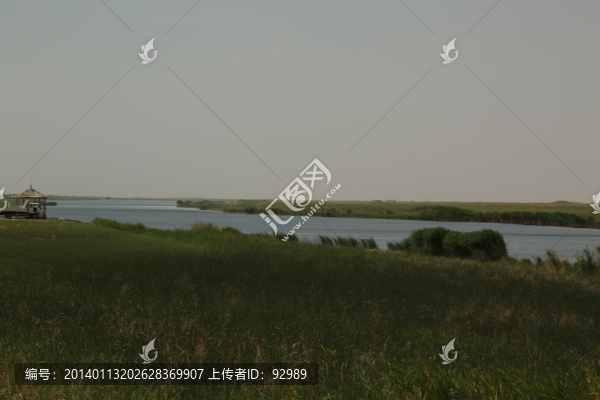 南疆淡水湖