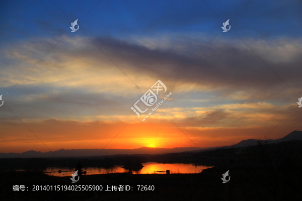 湖光山色