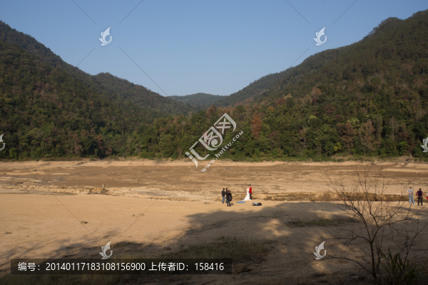 干枯的水庫(kù)