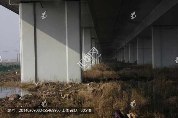 橋下