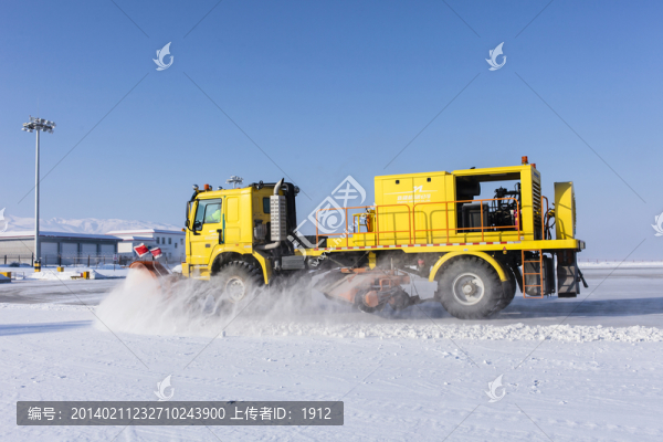推雪車