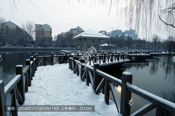 園林雪景