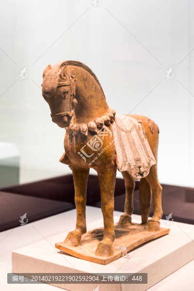 仿唐代黃釉陶馬