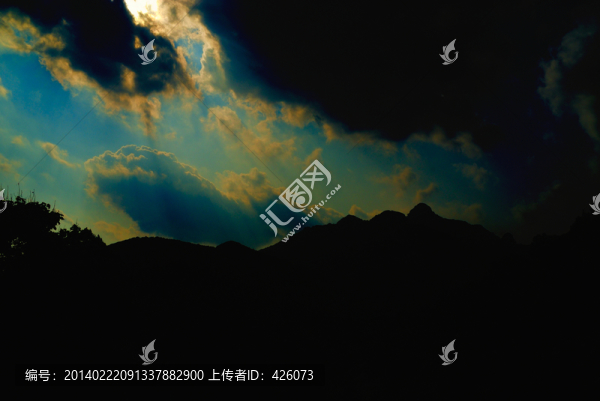 天光云影