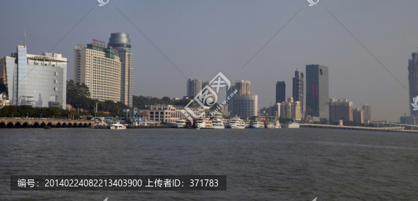 城市與海