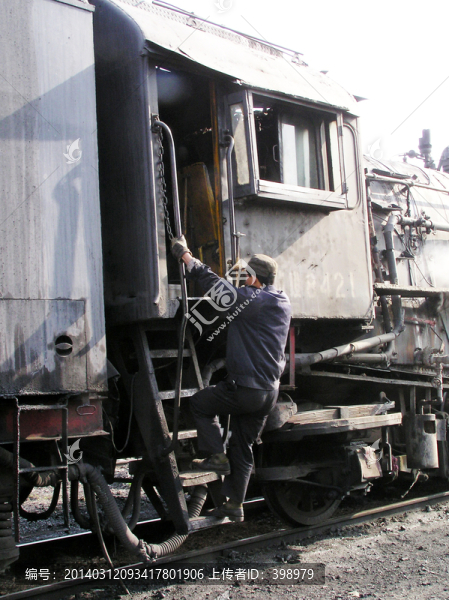 蒸汽機(jī)車