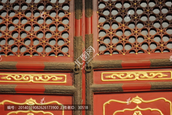 雕梁