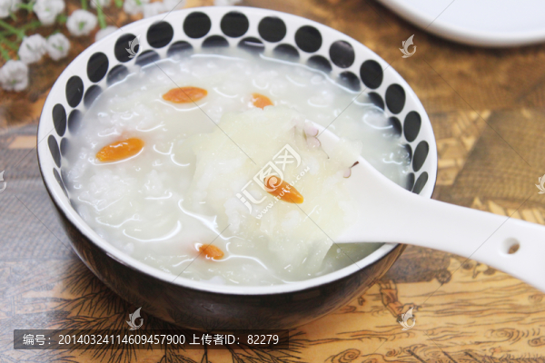 蘋果杞子粥