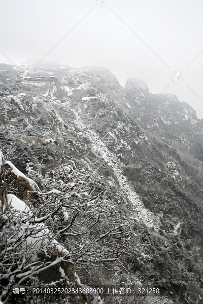 泰山雪景