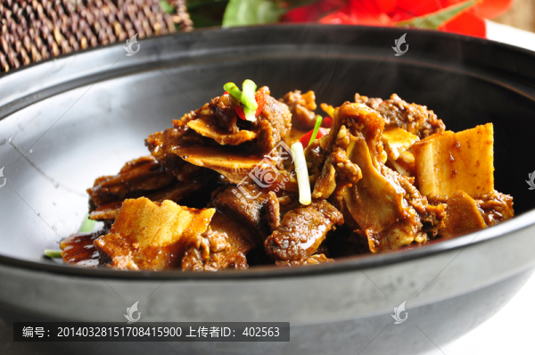 砂鍋牛排