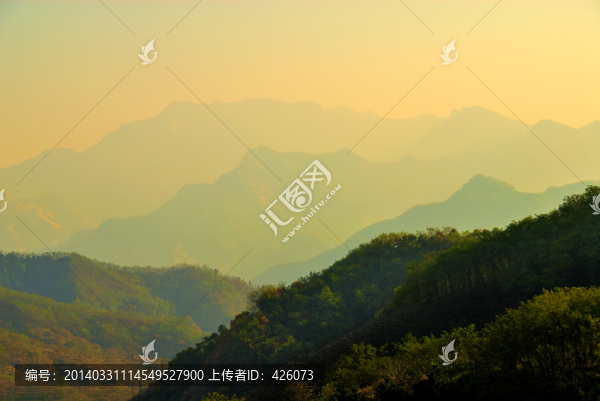 秋日綿綿大山