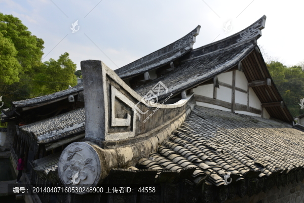 屋檐