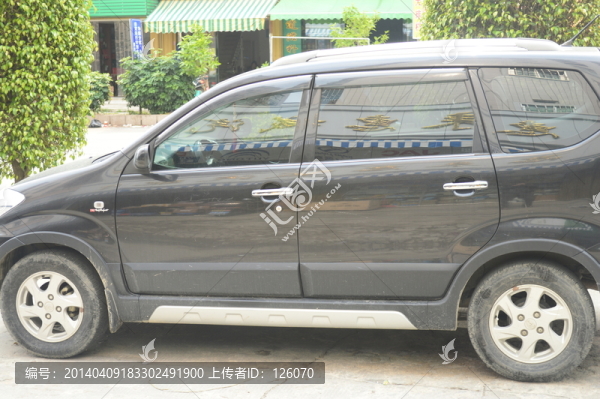 小汽車