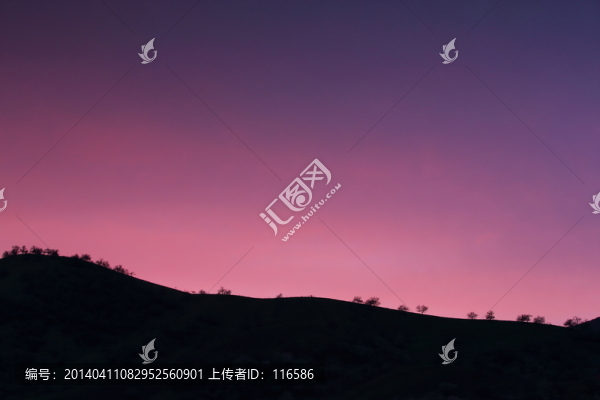 伊犁暮色